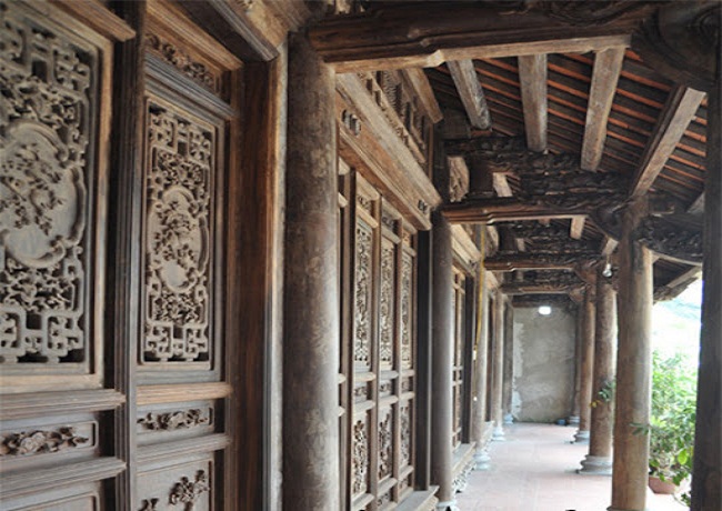 Mẫu hoa văn thường thấy ở nhà gỗ cổ